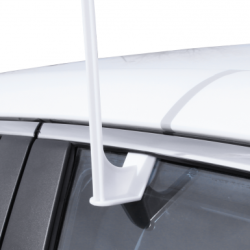 Steag auto România 30 x 45 cm., cu suport de prins pe geamul mașinii